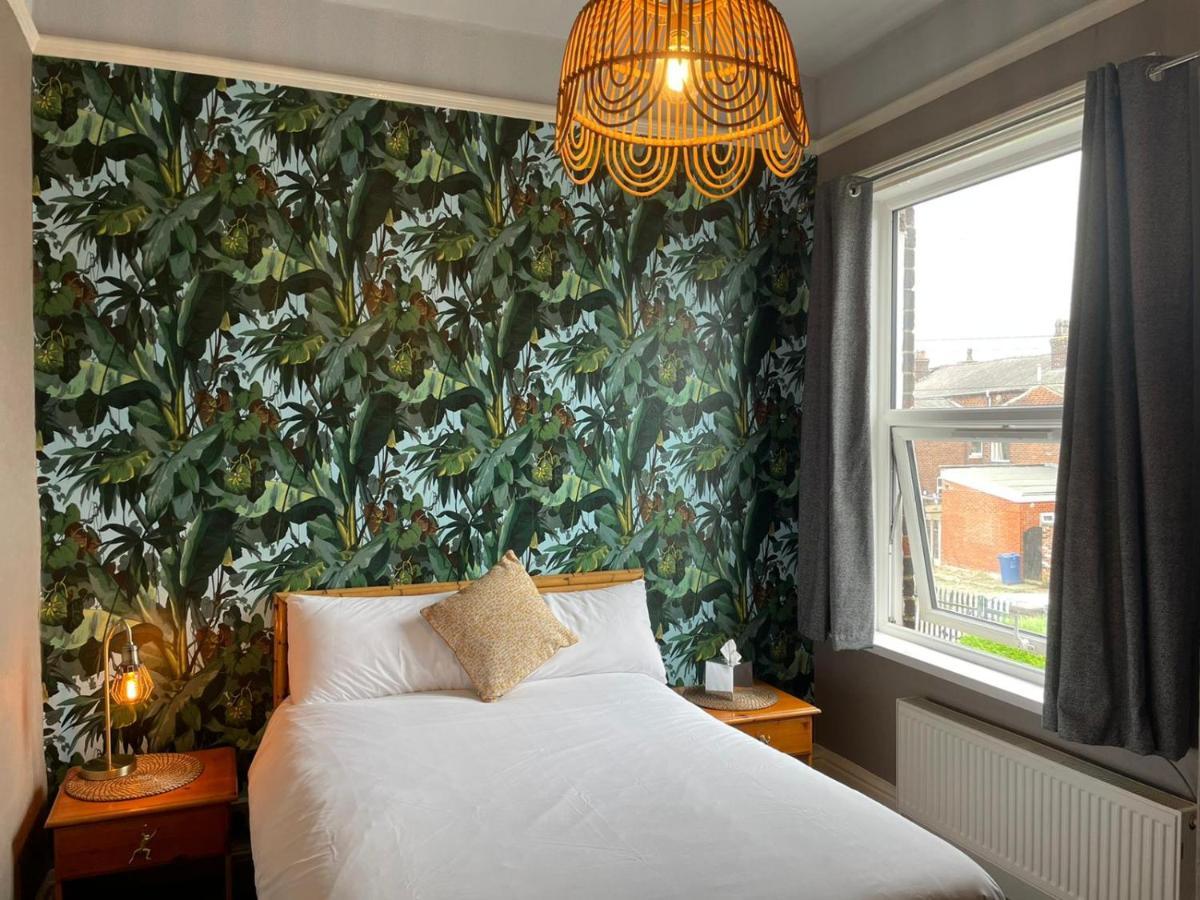 Rostrevor Hotel - Guest House ベリー エクステリア 写真