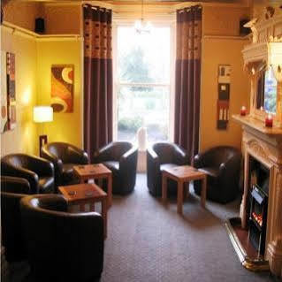 Rostrevor Hotel - Guest House ベリー エクステリア 写真